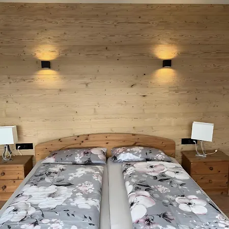 Апартаменты Zahn *